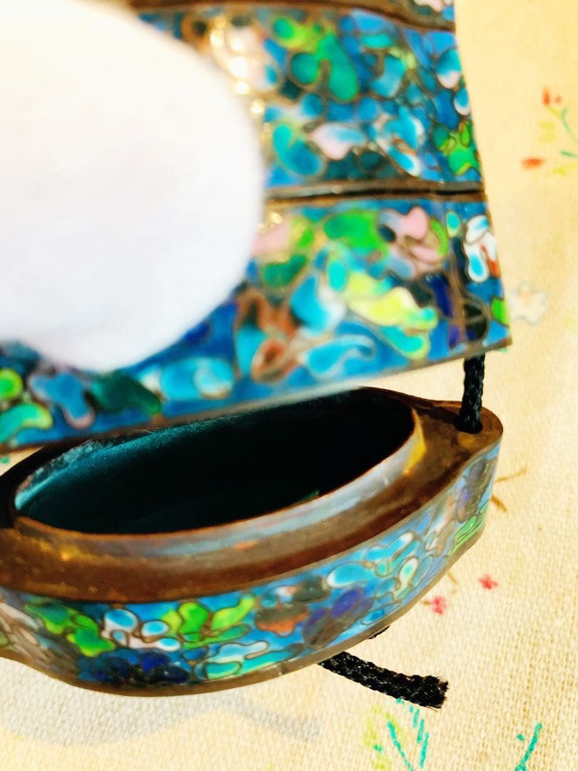 七宝焼 印籠　小物入　根付け