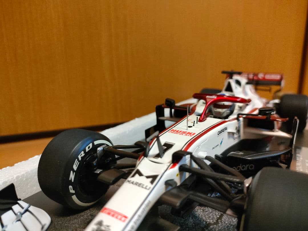 アルファロメオF1c41ミニカー1/18キミライコネン　ラストラン