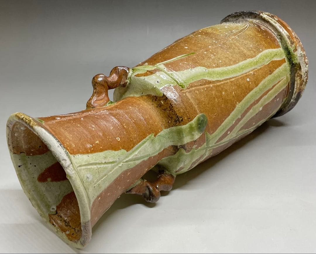 伊賀焼　古伊賀　耳付花入　即中斎書付　割銘　d077