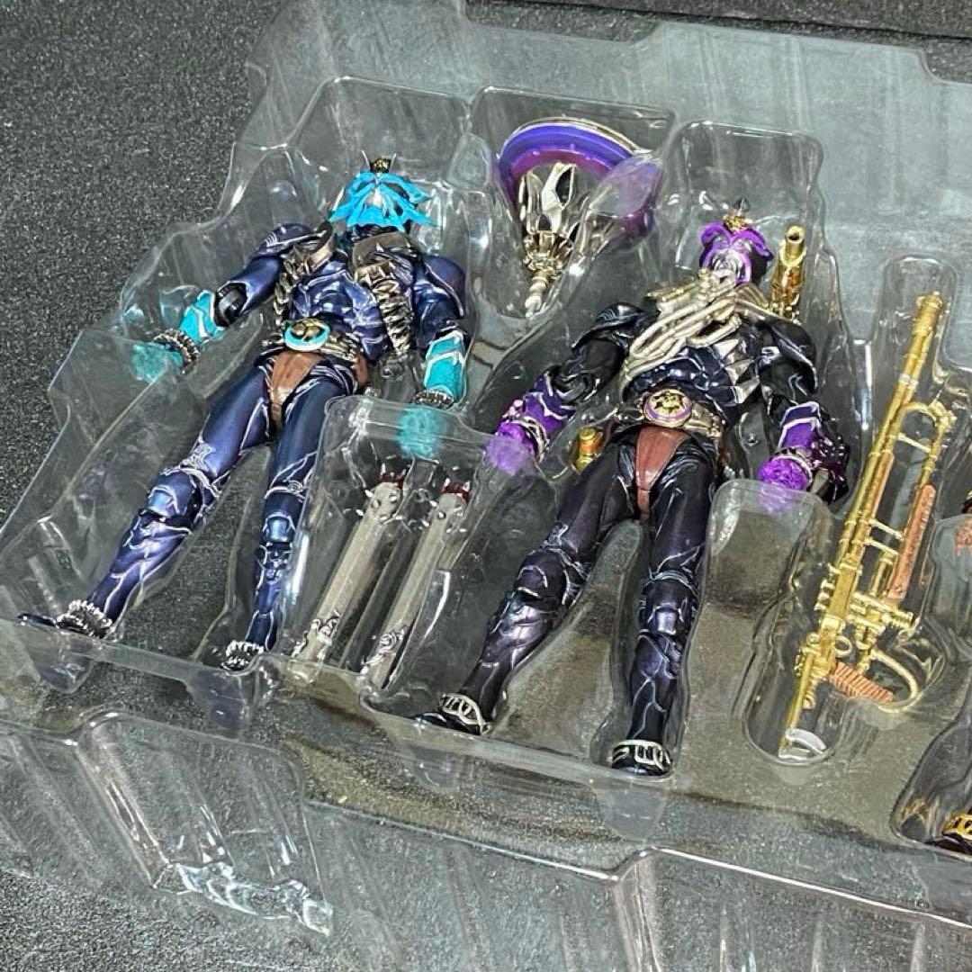 関東十一鬼 揃う精鋭 仮面ライダー 響鬼 魂ウェブ商店限定 プレバン SIC