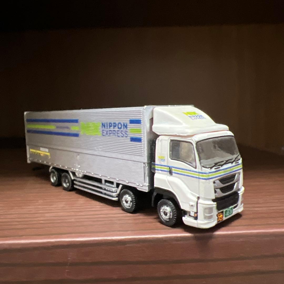 トラックコレクション　いすゞギガ　日本通運　NXカラー　低床4軸ウイングバン