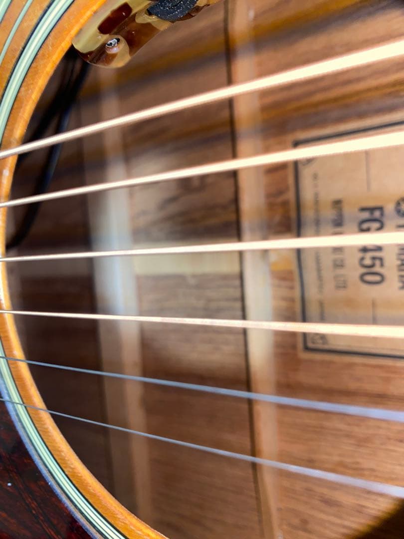 アコースティックギター　YAMAHA