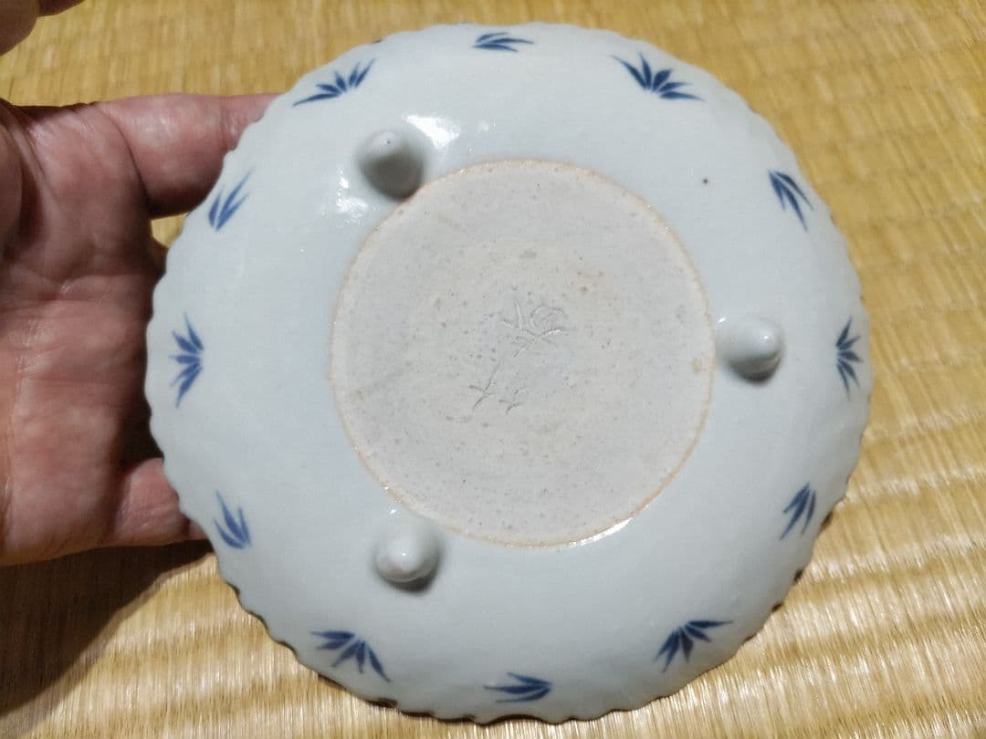 あっちゃん様　4枚価格　名工！初代　川瀬竹春　中国風　祥瑞　染付　３ツ足　皿