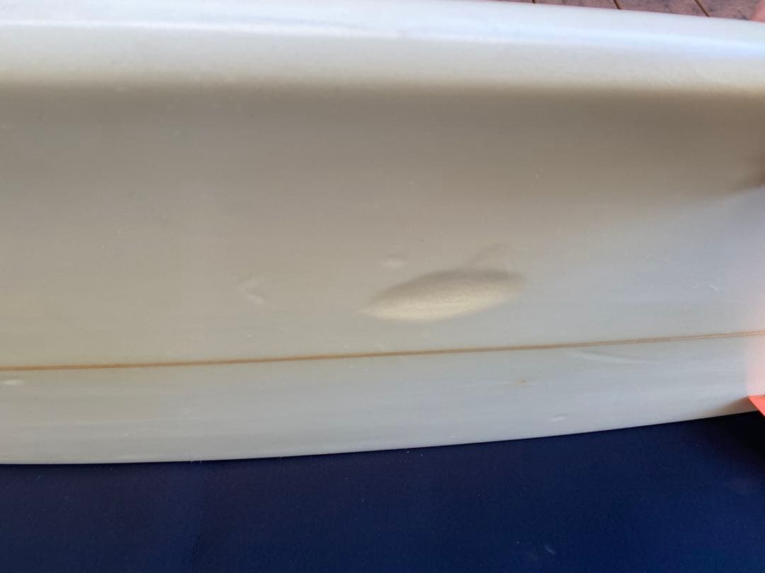 アルメリック ネックベアード2 5’8 チョップドテール AM2フィン付き