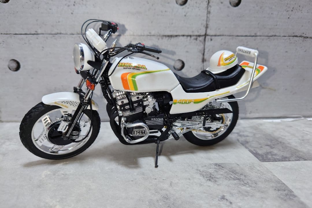 1/12プラモデルCBX400F カスタム