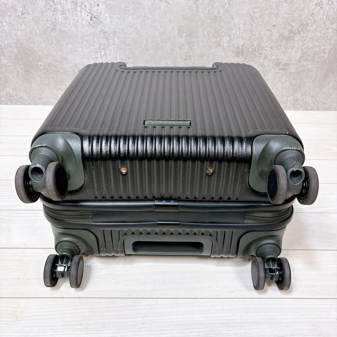 【美品】innovator イノベーター スーツケース 33L 機内持込み可