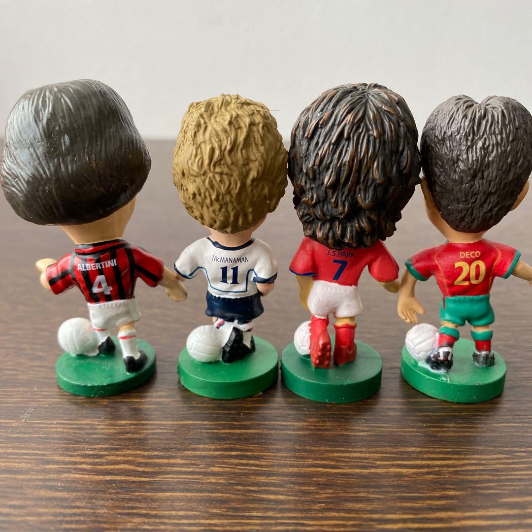 コリシアンサッカーフィギア２６体　中田英寿　中村俊輔　デルピエロ　カカ　ベッカム