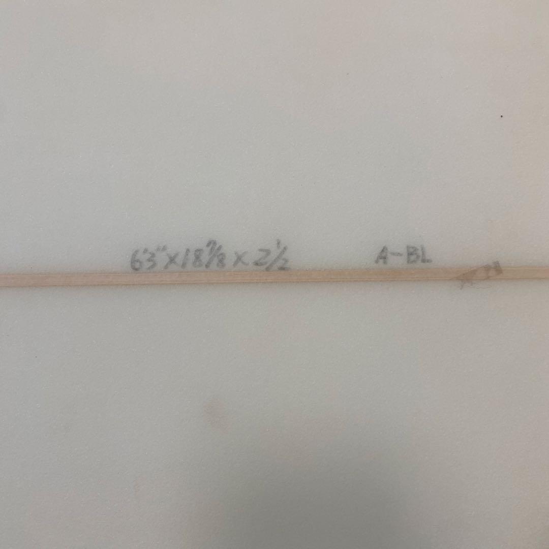 良品　サーフボード　ショートボード　クリーム　ブルー　ブラック　ケース付き