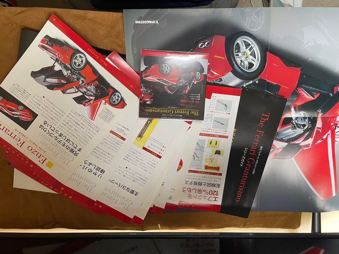 デアゴスティーニ　エンツォフェラーリ1/10スケールセット