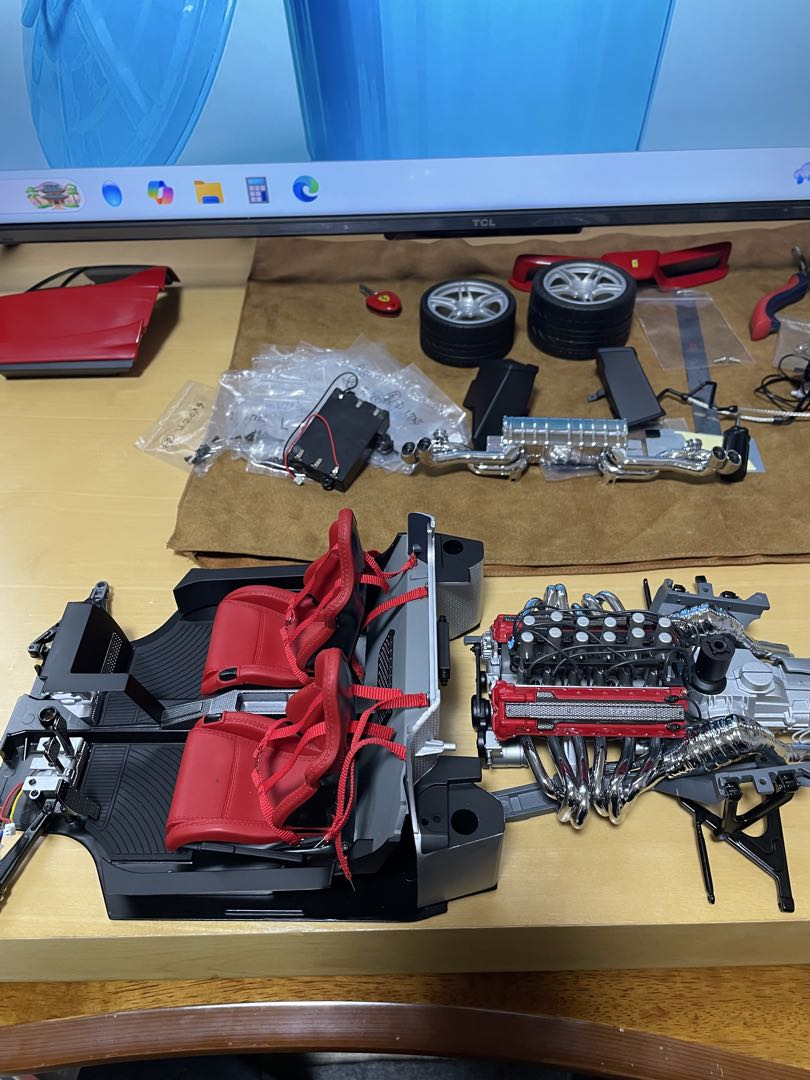 デアゴスティーニ　エンツォフェラーリ1/10スケールセット