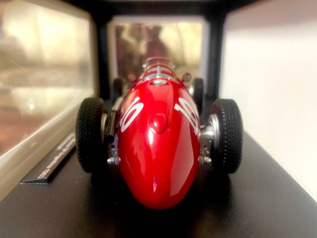 価格変更1/18 CMR フェラーリ500 F2 アルゼンチンGP優勝車 未開封