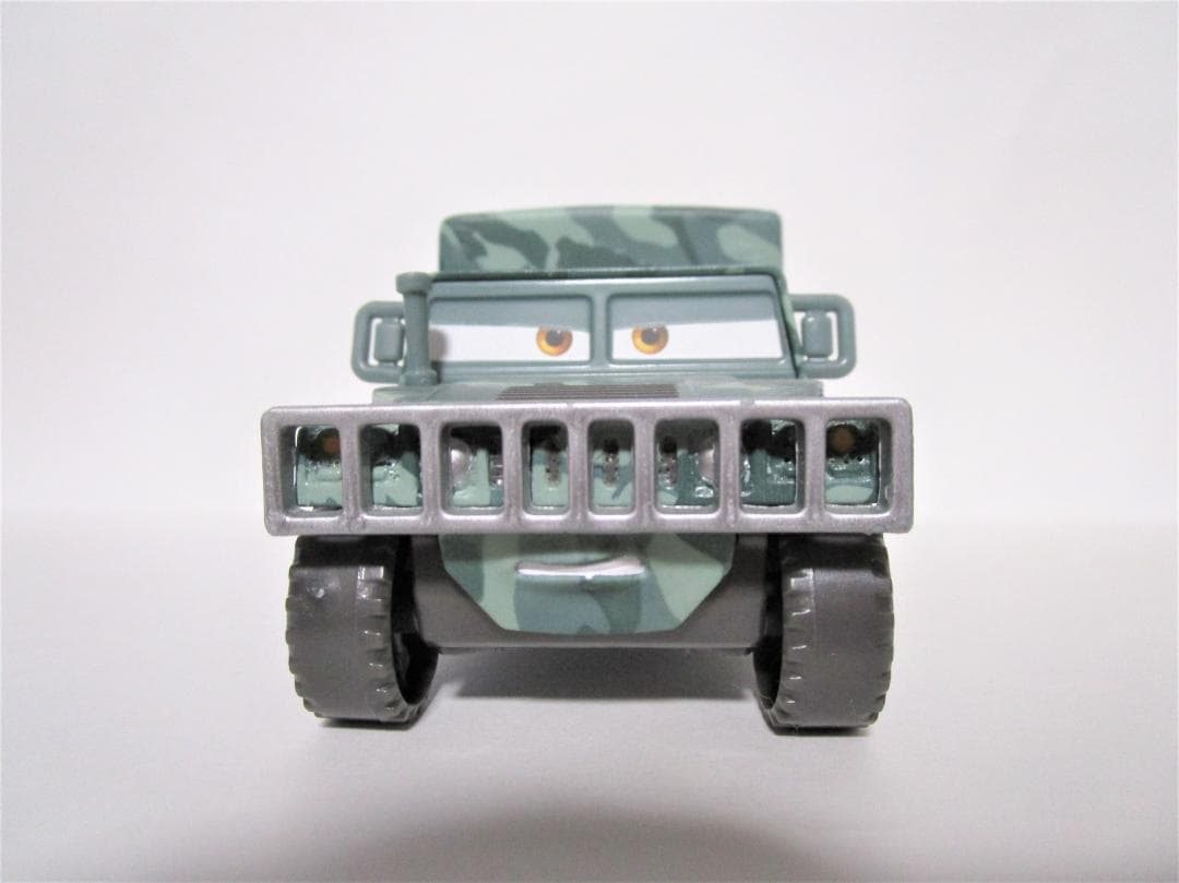 キム　軍用車　カーズ　マテル製　ミニカー