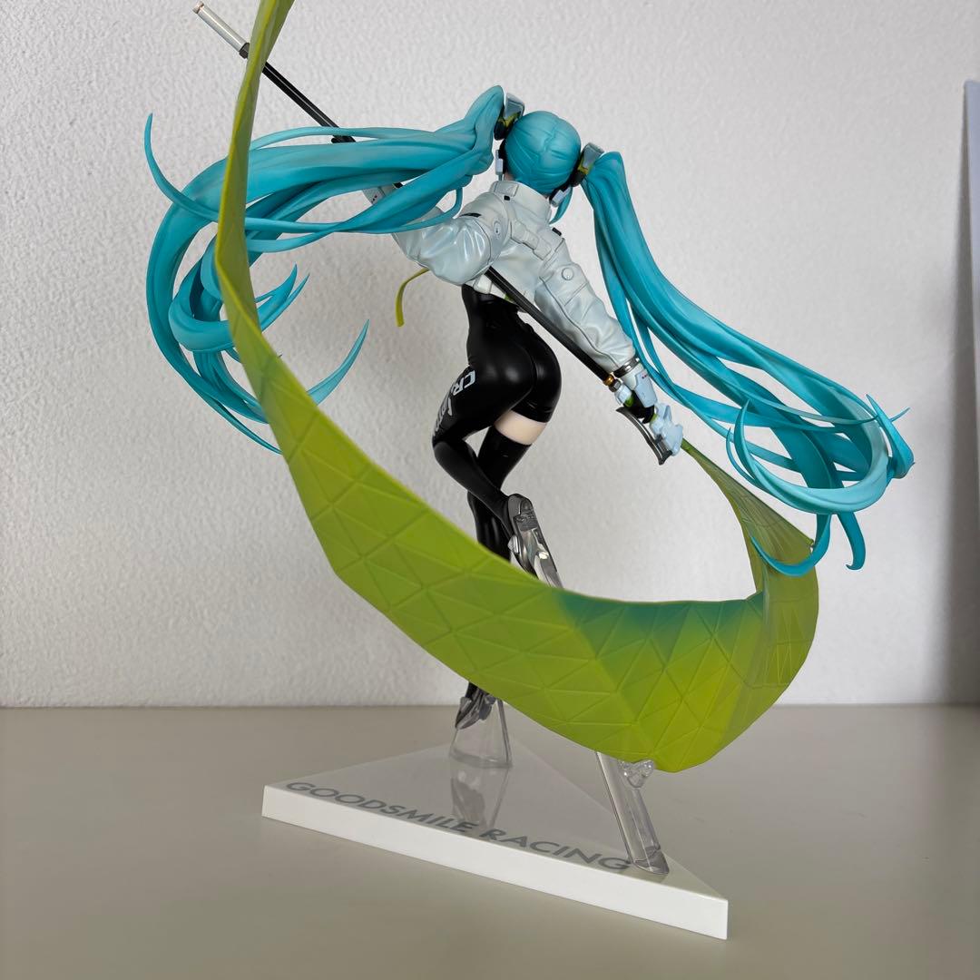 初音ミク GTプロジェクト レーシングミク2022Ver.1/7 フィギュア