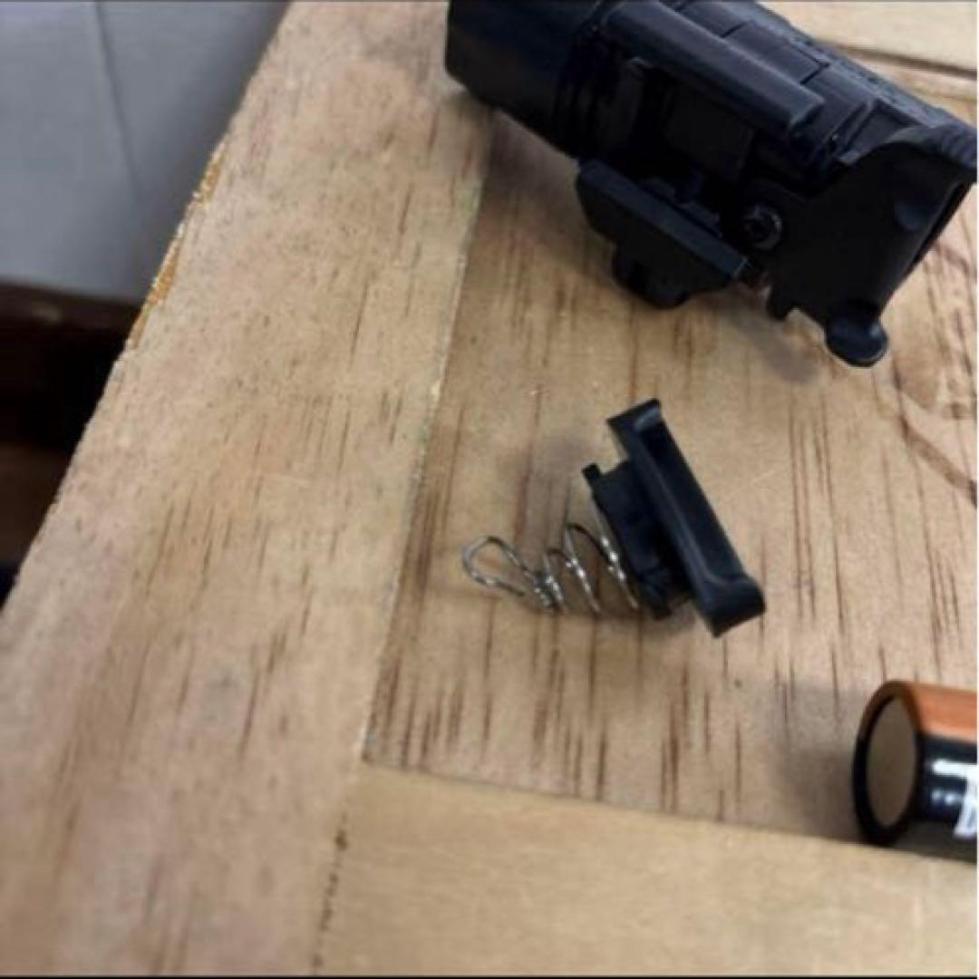 未使用品　米軍　USA製 BLACKHAWK XIPHOS NT ウェポンライト