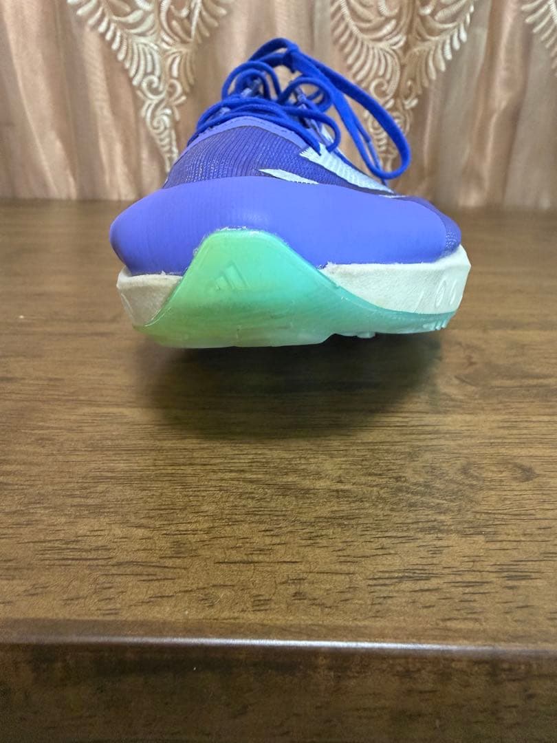 アディゼロ　フィネス　28.0