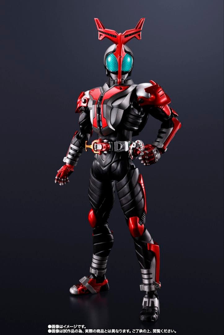 S.H.フィギュアーツ 真骨彫製法 仮面ライダーカブト ハイパーフォーム10th