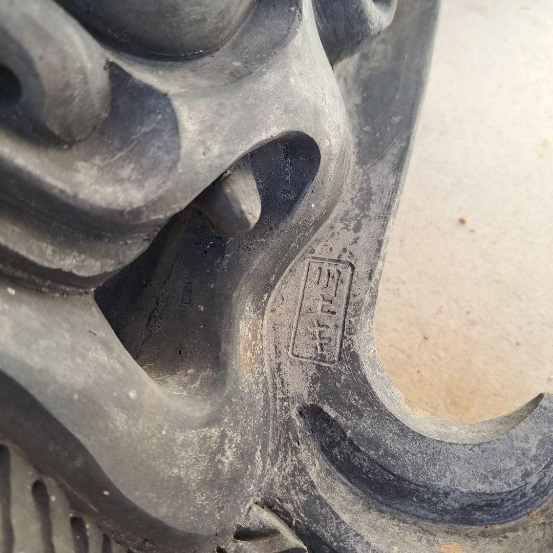 古い大きな鬼瓦　川土キ　魔よけ　工芸品