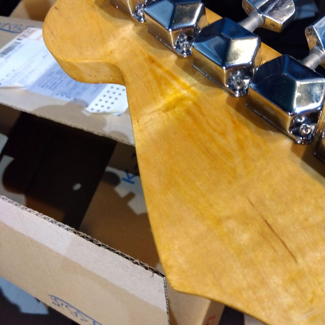 ストラトタイプ…エレキギター！スクワイヤＰＵ搭載！値下げ…