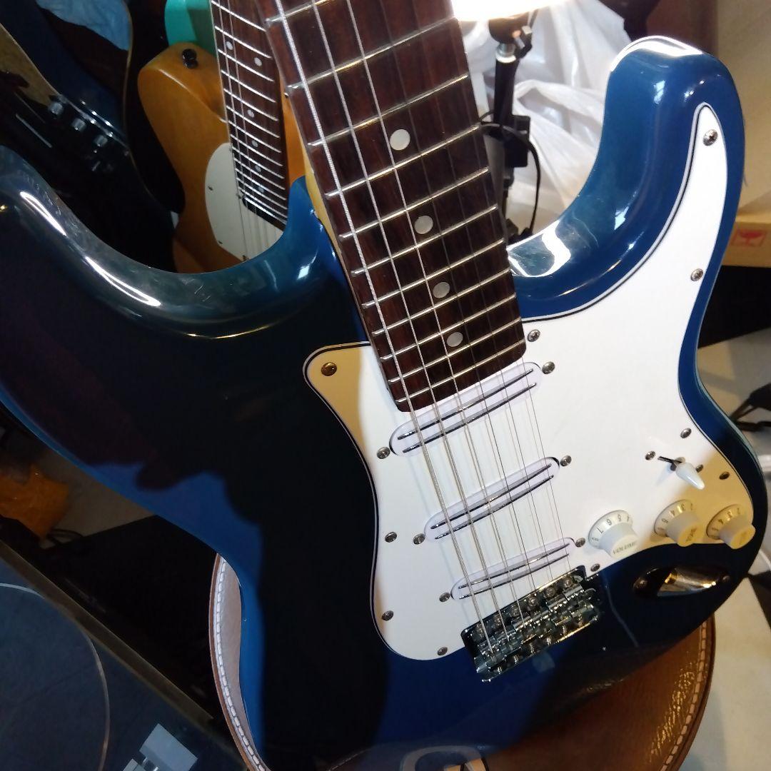 ストラトタイプ…エレキギター！スクワイヤＰＵ搭載！値下げ…