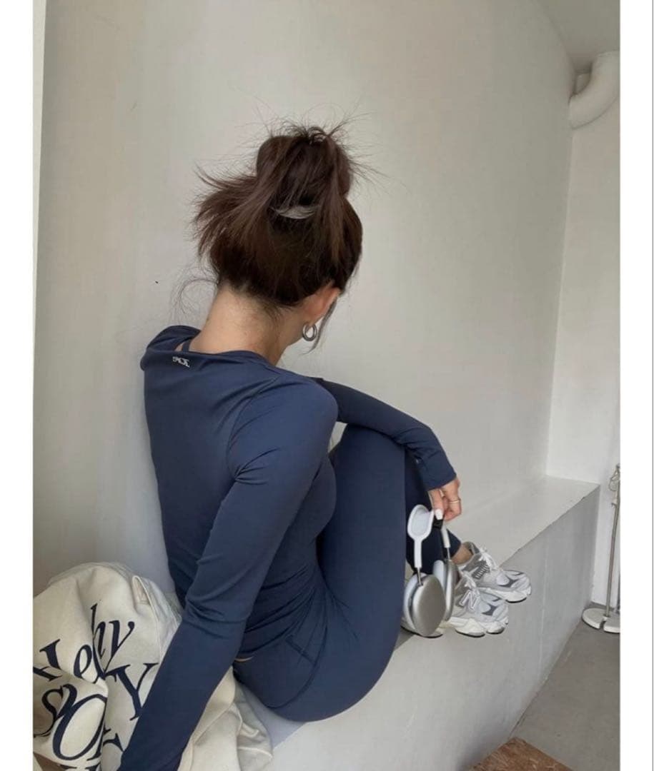 美品ALOTセットアップ ネイビー/フィットネスウェア/ヨガウェア/ジムウェア