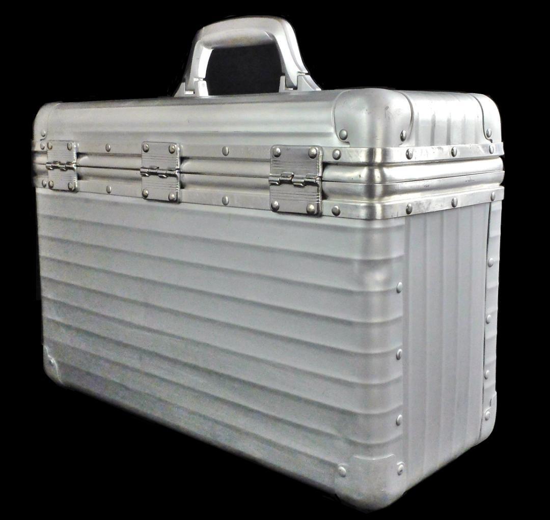 リモワ 940.31『Lufthansa』アルミ・パイロットケース 29L