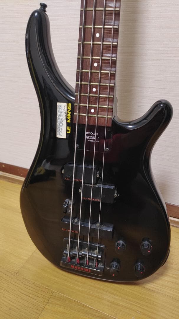 ベース Fernandes Bass