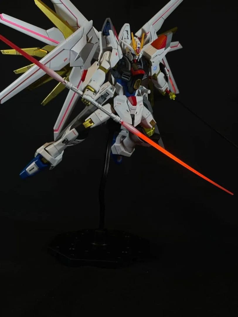 HG　1/144 マイティーストライクフリーダムガンダム　完成品　塗装品