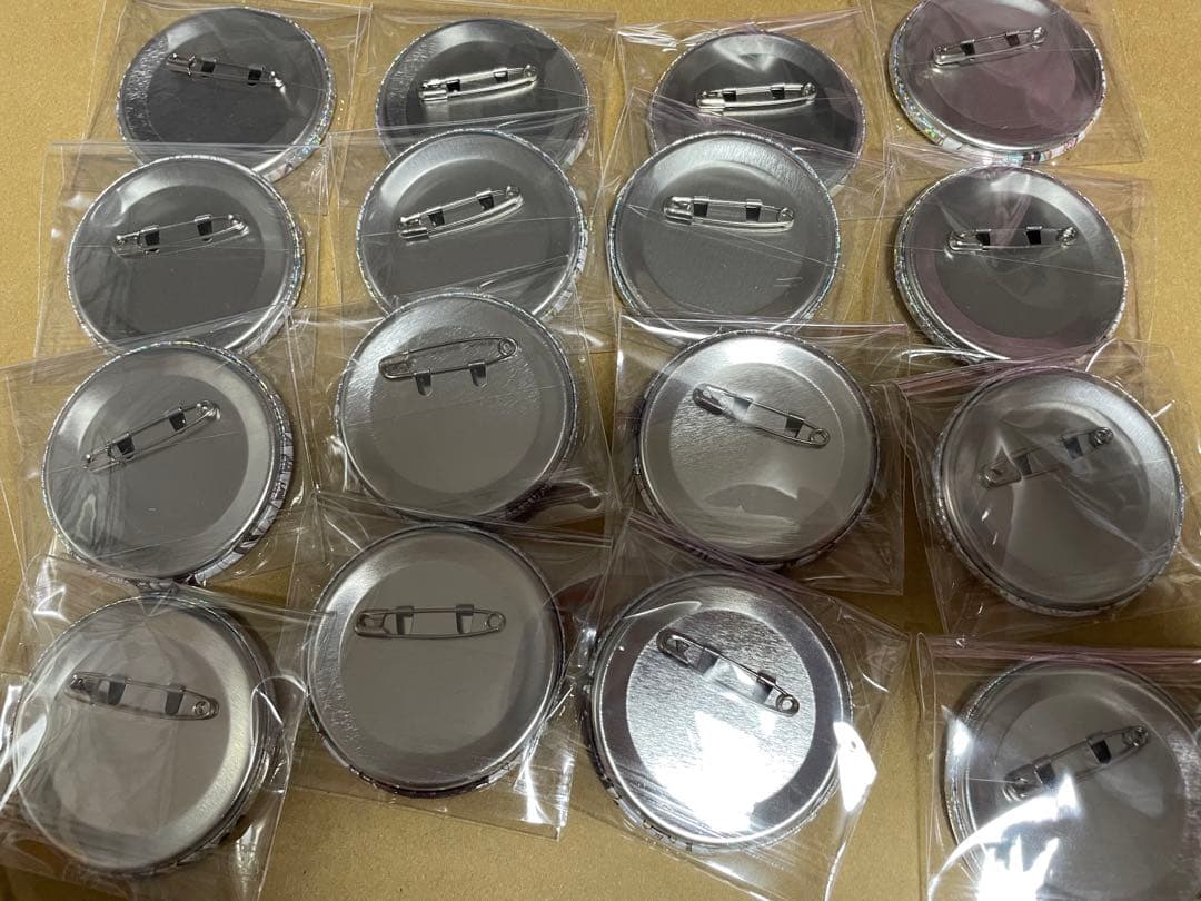 アイナナ　5周年　缶バッジ