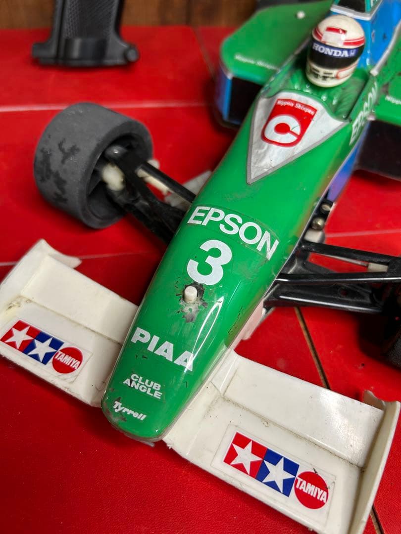 ラジコン　色々付いててお得です