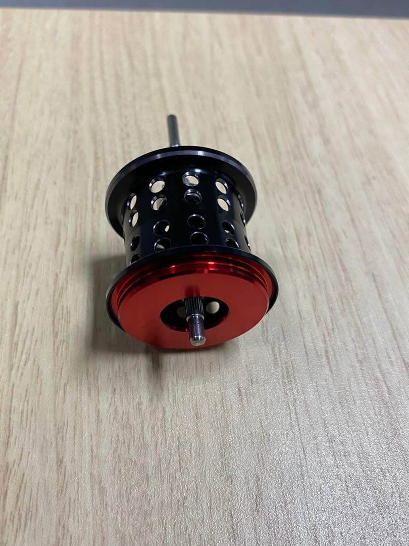 アブガルシア ベイトリール　ロキサーニ7（旧モデル）bf8純正スプール付き