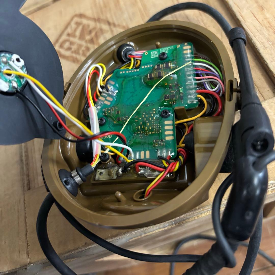 米軍　実物　3M PELTOR COMTAC V ヘッドセット　動作未確認