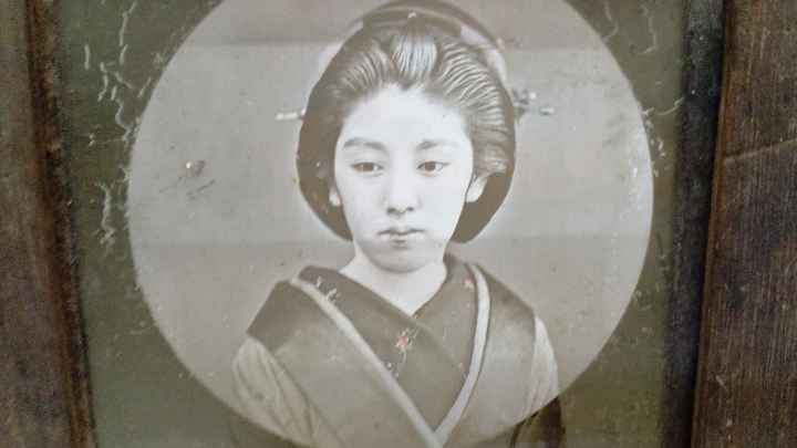 極稀少レア博物館級明治時代前半期頃原版当時物超美人女性ガラス湿板写真コレクション