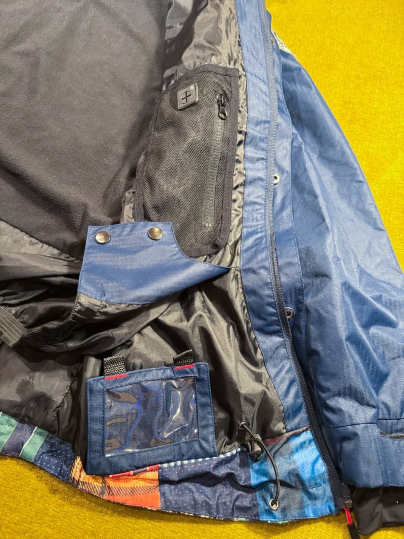 スノーボードウエア上下セット Mサイズ 超高耐水圧20,000mm