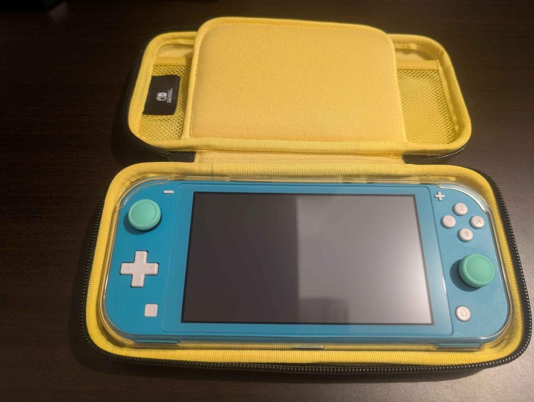 Nintendo Switch Lite ターコイズ 【ゲームソフト付き】