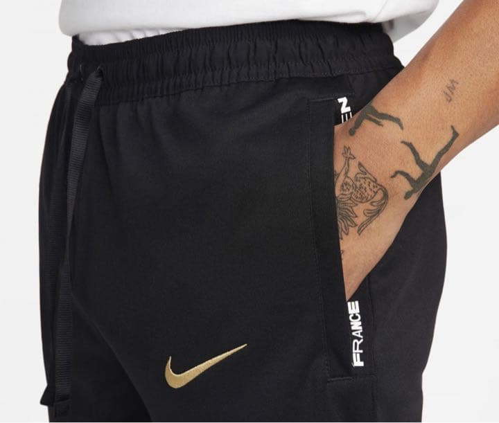 フランス代表　トラベルパンツ　海外限定