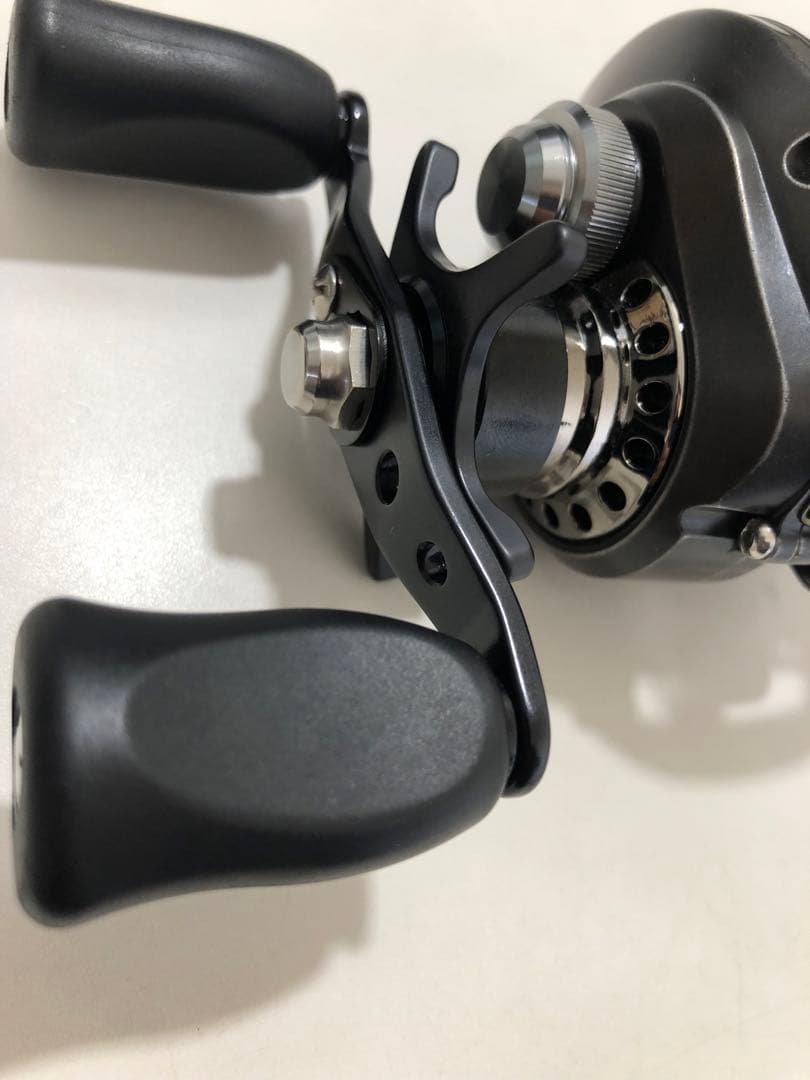 希少・限定deps daiwa ZDV 100H