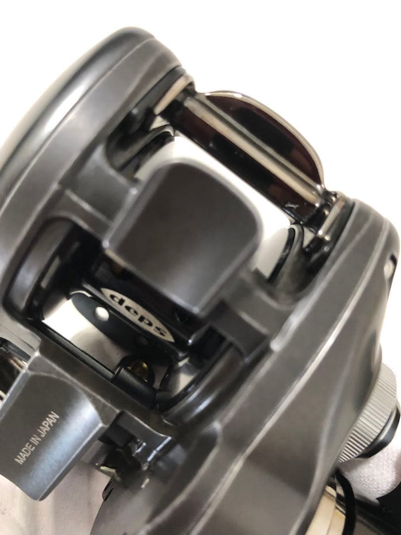 希少・限定deps daiwa ZDV 100H