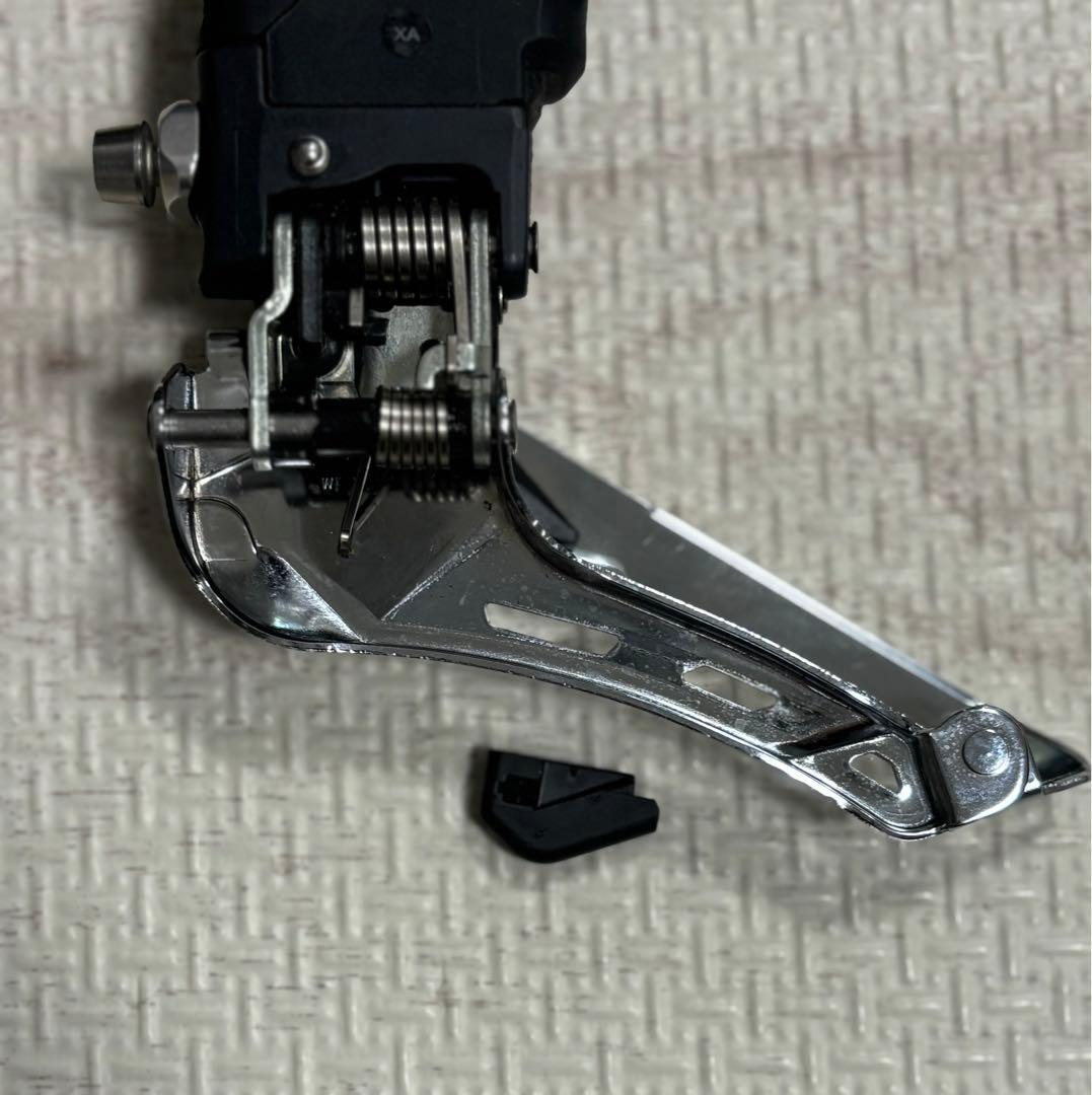 Shimano FD-R7150 105 di2 フロントディレイラー