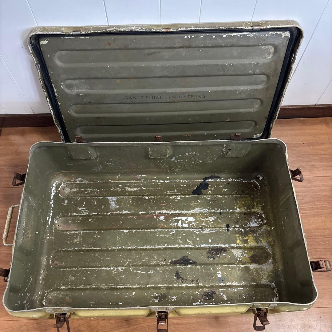 米軍　実物　アルミコンテナ　送料無料