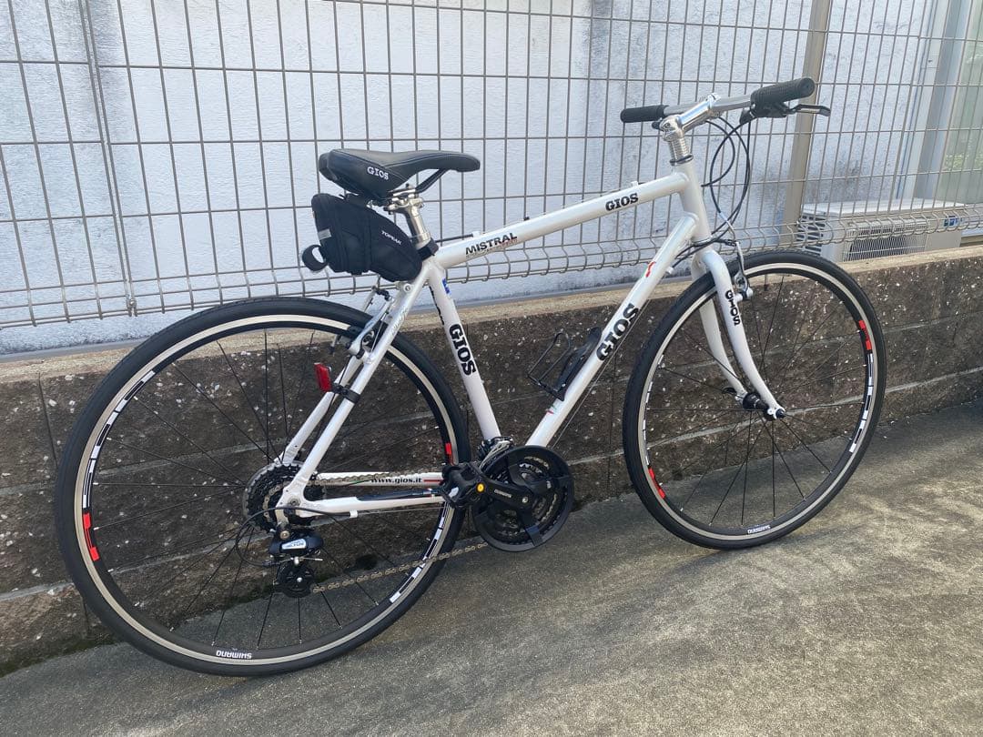 【兵庫・現地引き取り】美品　クロスバイク　GIOS ミストラル（ホワイト）
