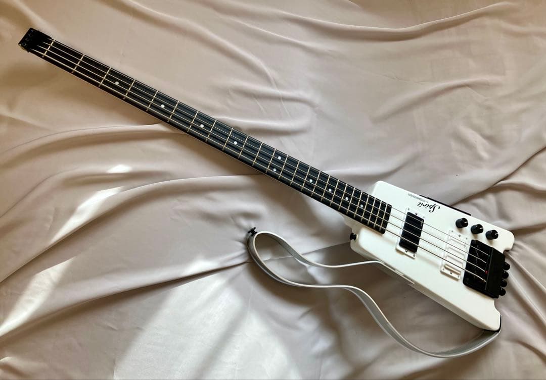 Spirit by Steinbergner XT-2 4弦ベース 改造品