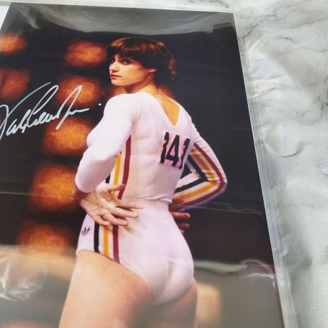 モントリオール五輪金メダリスト ナディア・コマネチ　直筆サイン入りフォト　体操