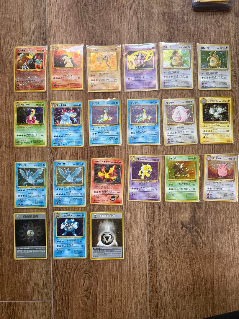 よ*し様 旧裏、ポケモンカード　400枚以上まとめ売り