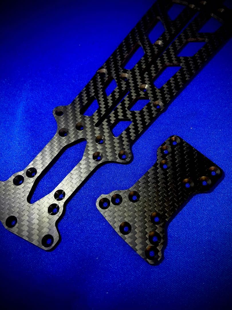 ヨコモ SD2.0 用 カーボンシャーシ 特注綾織　ドリフト 蕨山Carbon