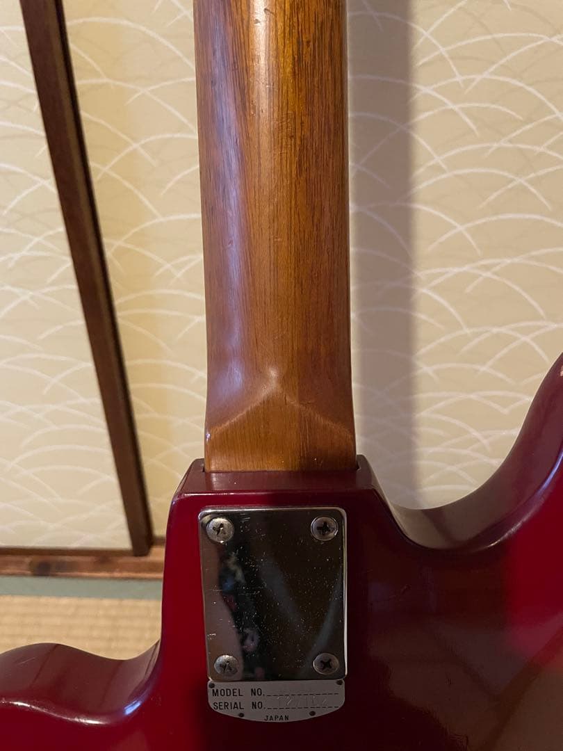 テスコ TG-64 レッド エレキギター 3ピックアップ