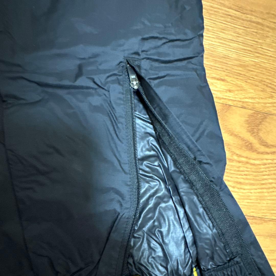 【中古・美品】uhlsport ピステ・ウィンドブレーカー Sサイズ　上下セット