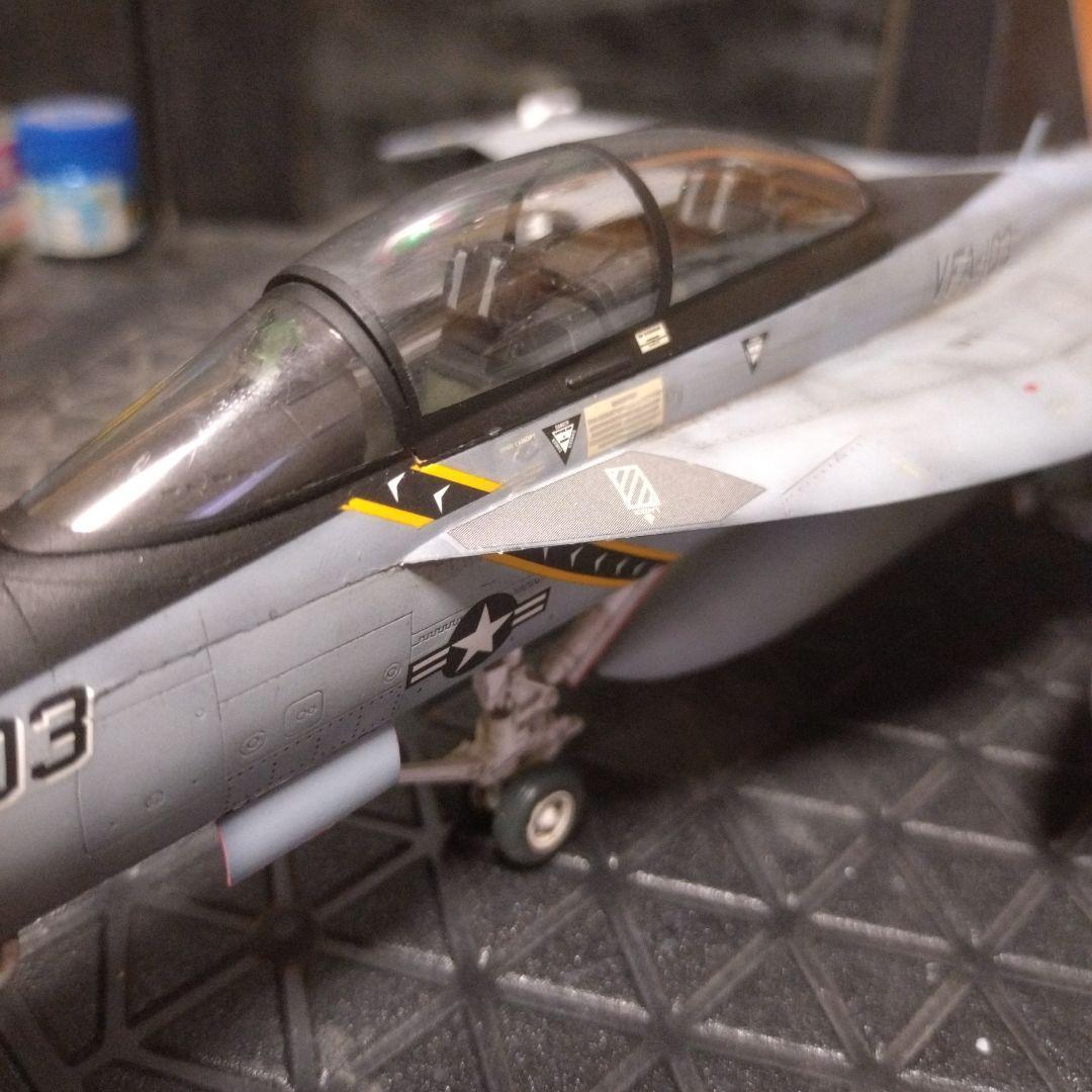ハセガワ 1/48 F/A‐18F スーパーホーネット 塗装済み完成品