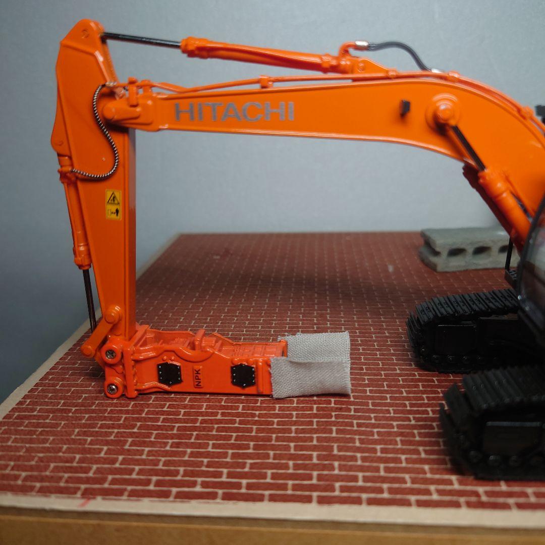 HITACHI ZAXIS200-7&NPKブレーカー+おまけ付き 1/50