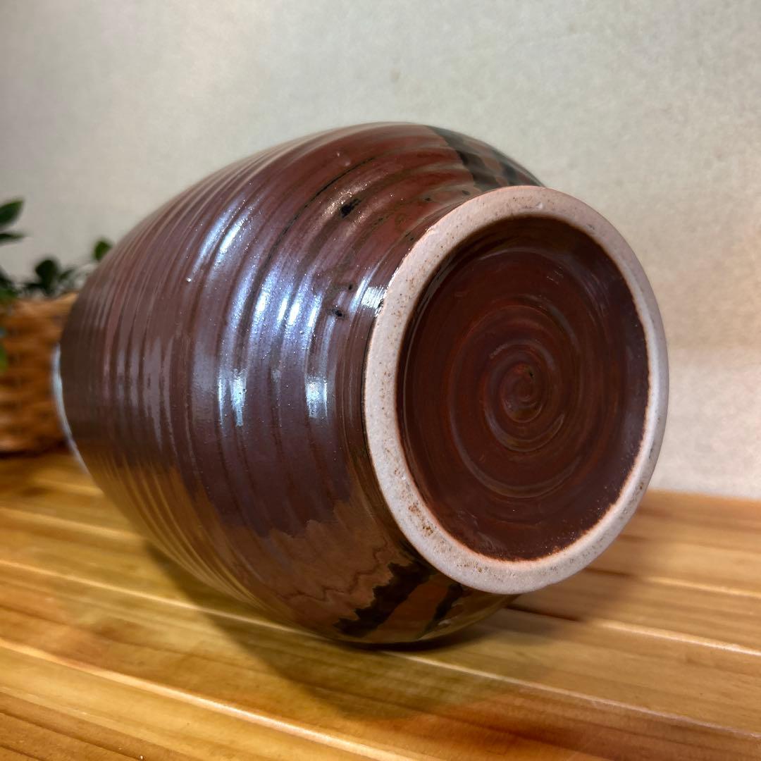 期間限定お値下げ　陶器の花瓶 手描き　フラワーベース