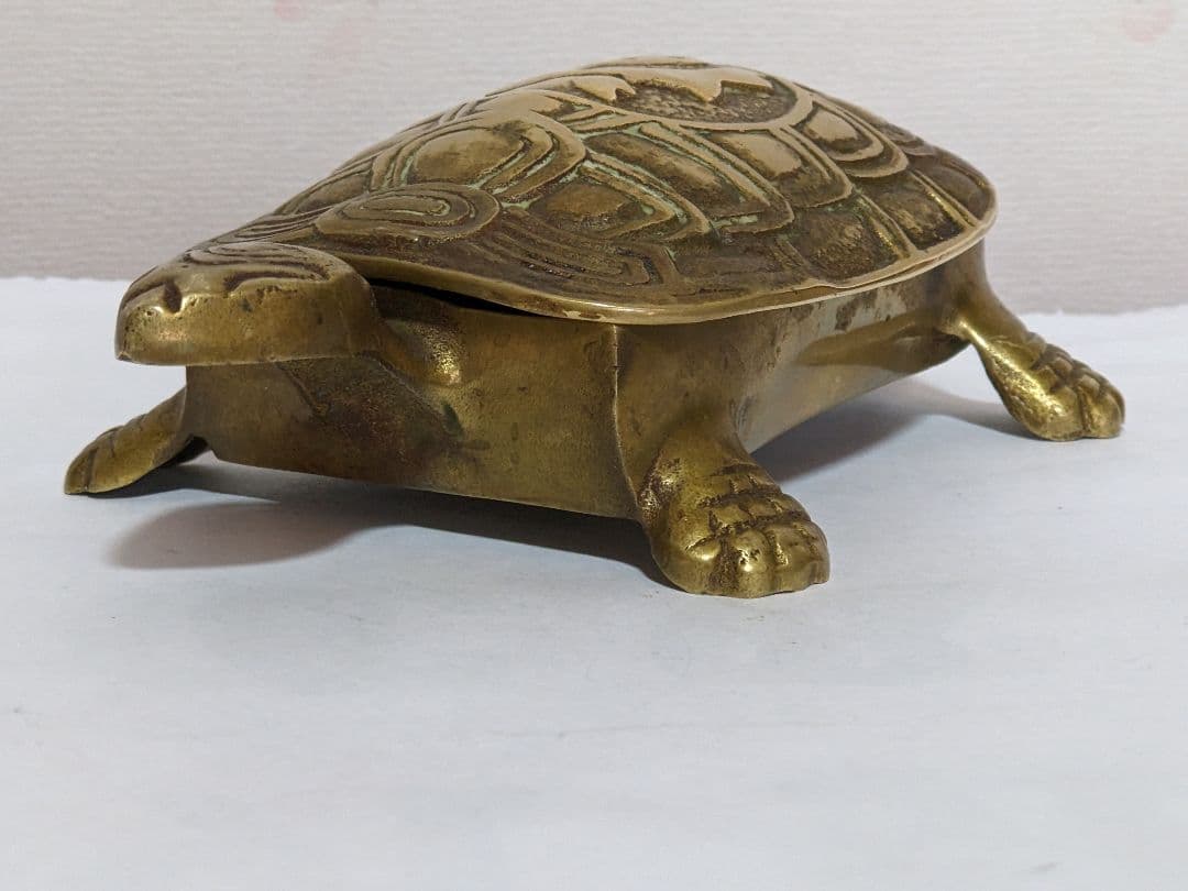 ♦中国 民国時代 真鍮銅器 亀形 自在蓋箱 煙草入 小物入れ 古玩 古美術骨董品